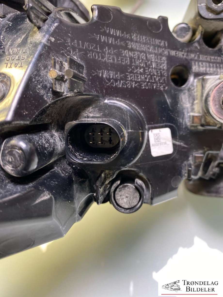Baklykt venstre til Audi A3 2012-2016 (Type III, Fase 1)  (8V4 945 095 A|)