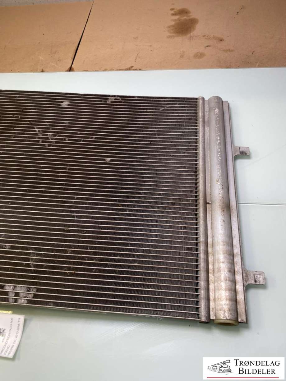 Aircondition radiator til Volvo V60/V60 CC 2013-2018 (Type I, Fase 2)  (31274157|)