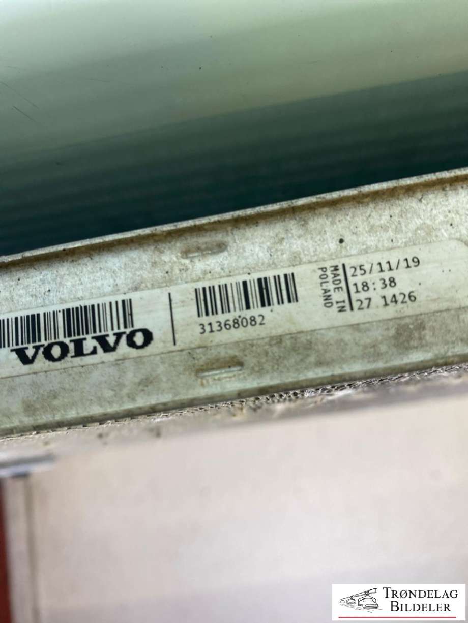Radiator (automat gir) til Volvo V60/V60 CC 2013-2018 (Type I, Fase 2)  (31368082|)