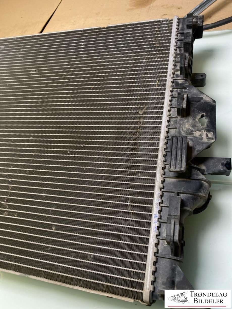 Radiator (automat gir) til Volvo V60/V60 CC 2013-2018 (Type I, Fase 2)  (31368082|)