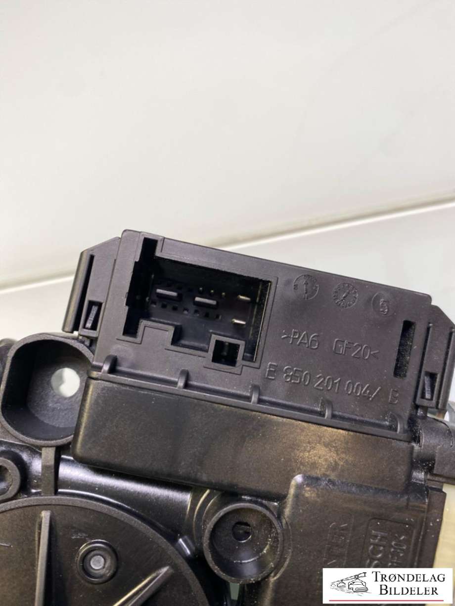 Ruteheis, kun motor, venstre bak til VW Polo 2009-2014 (Type V, Fase 1)  (6R0959811F|)