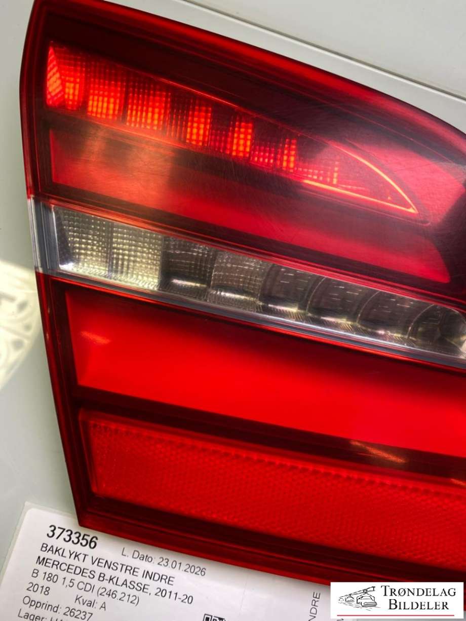 Baklykt venstre indre til Mercedes B-Klasse 2011-2018 (W246) (W246) (A2469069100|)