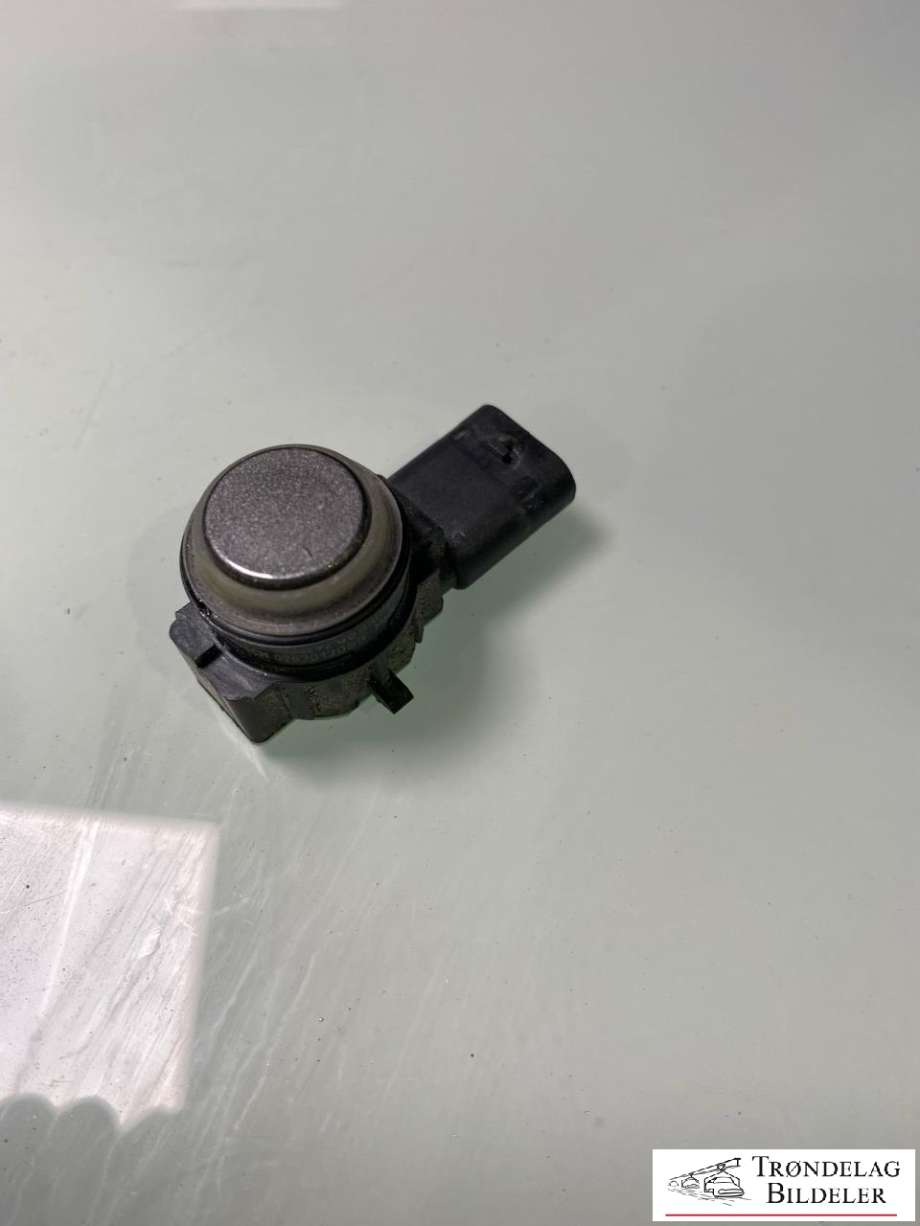 Parkeringssensor foran til Mercedes B-Klasse, electric drive, 2014-2018 (W242) (W242) (A 000 905 02 42)