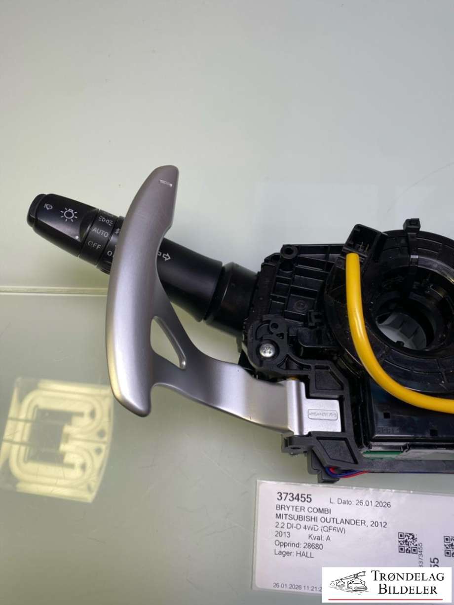 Bryter combi til Mitsubishi Outlander 2012-2015 (Type III, Fase 1)  (8617A013|)