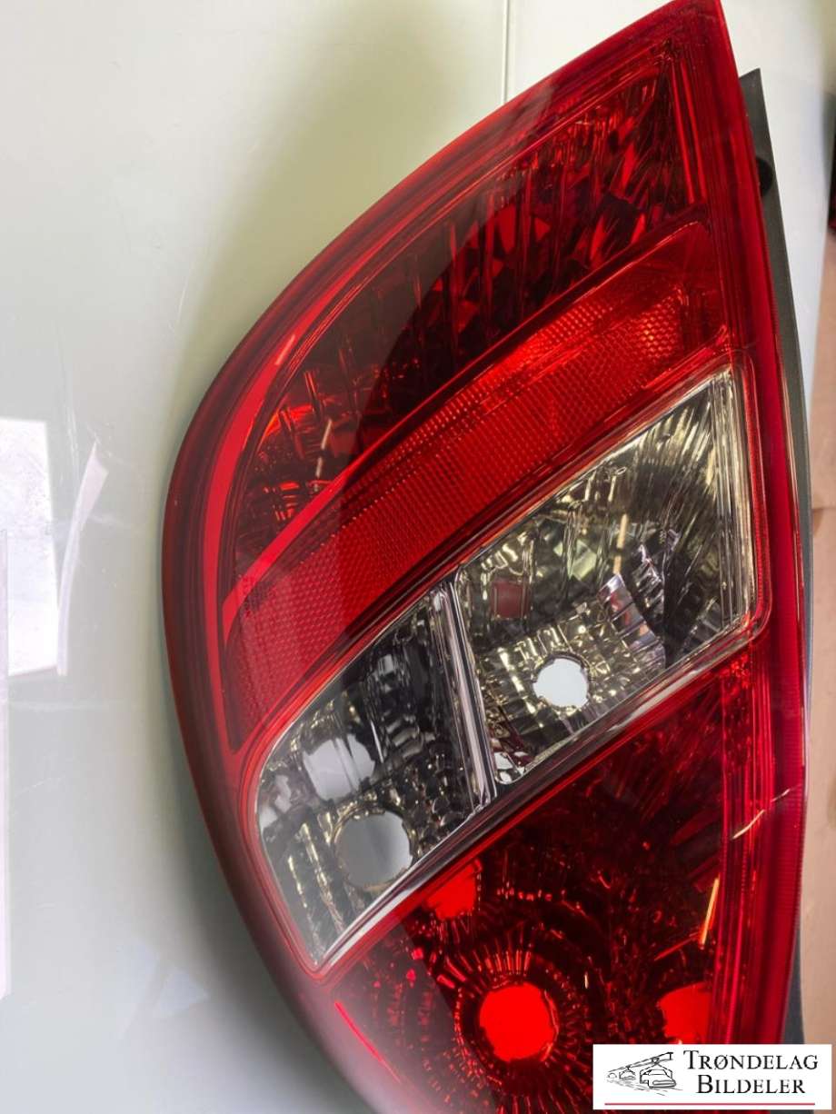 Baklykt høyre til Hyundai i20 2009-2014 (Type I) (92402-1J000|)