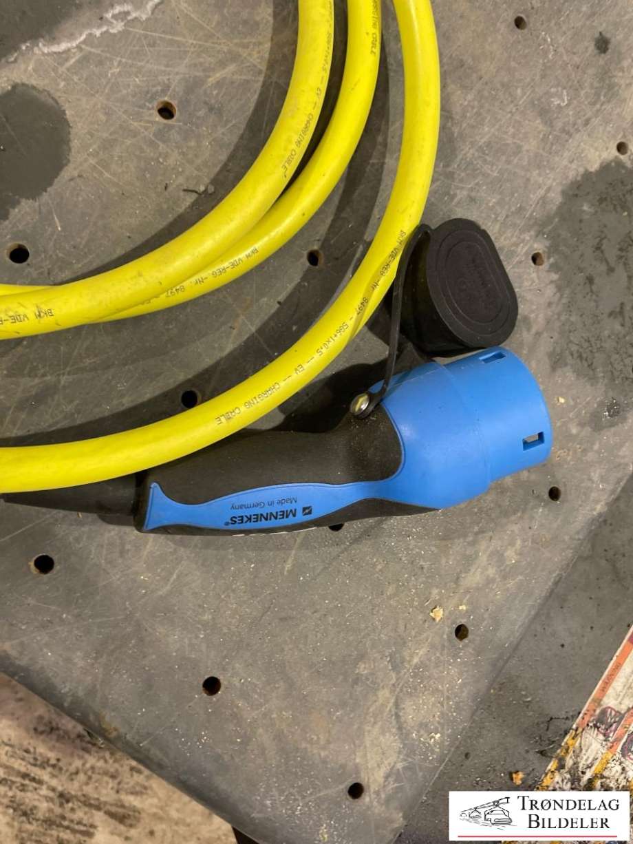 Batterilader kabel til Mercedes B-Klasse, electric drive 2014-2018 (W242) (W242) (LADESTASJON TYPE 2|A 000 583 24 98|A 000 583 26 05|)