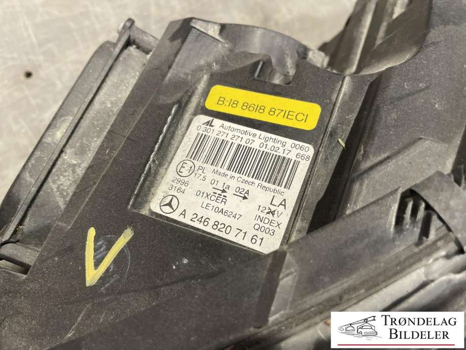 Frontlykt venstre xenon til Mercedes B-Klasse, electric drive 2014-2018 (W242) (W242) (A246820 0139|A2189009103|A1669002800|A2468207161|030127127107)