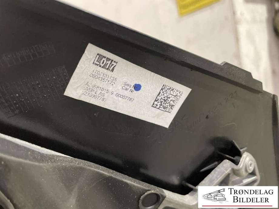 Speil venstre til Mercedes B-Klasse, electric drive 2014-2018 (W242) (W242) (A 246 810 01 00|A 246 810 11 76|A 246 810 01 21|A 246 811 01 00|A 246 811 01 60|7-KABLER)