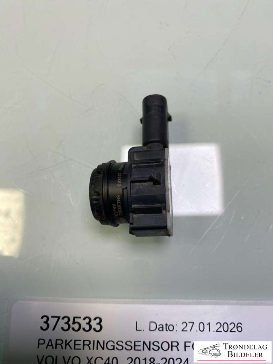 Parkeringssensor foran til Volvo XC40 2018-2024  (32271117|)