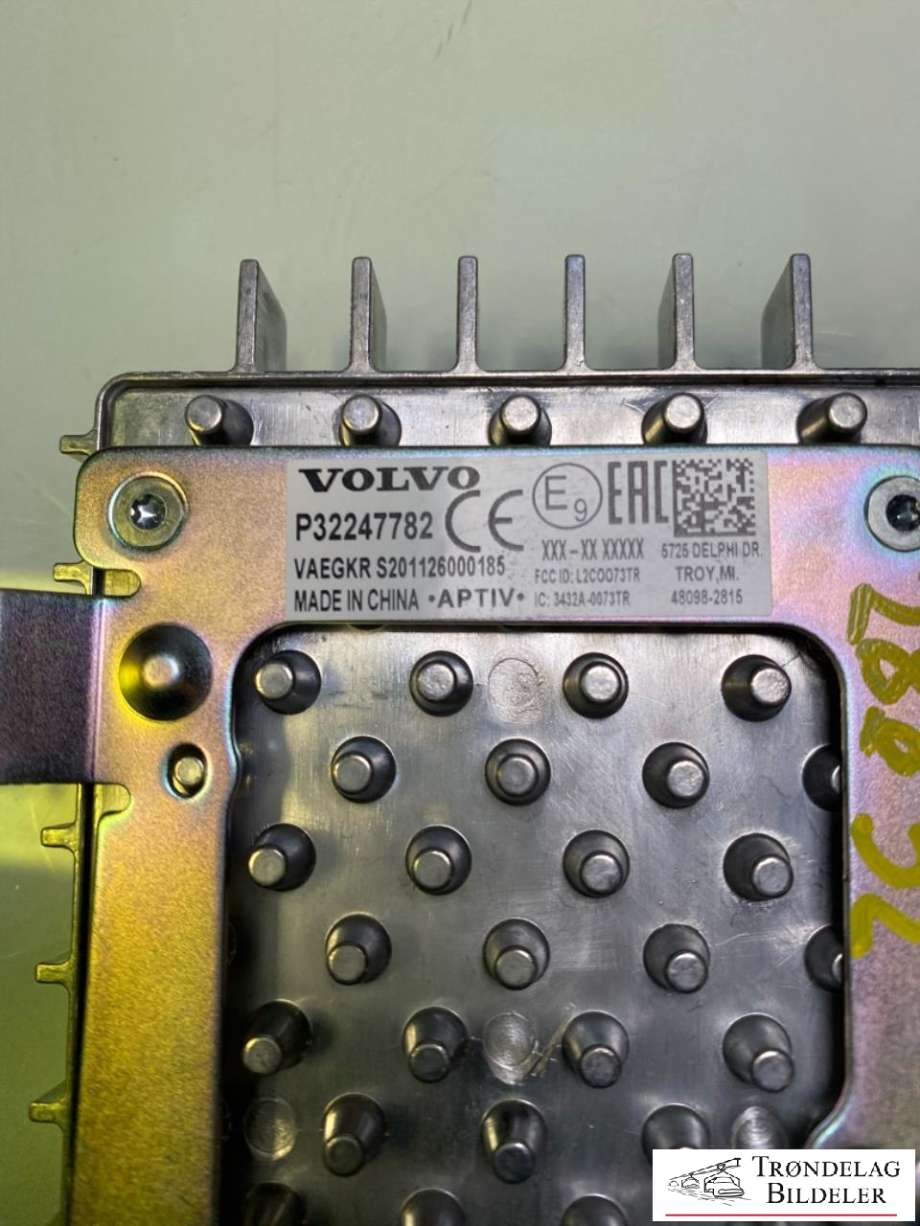 Dashbord trådløs mobillader til Volvo XC40 2018-2024  (32247782|)