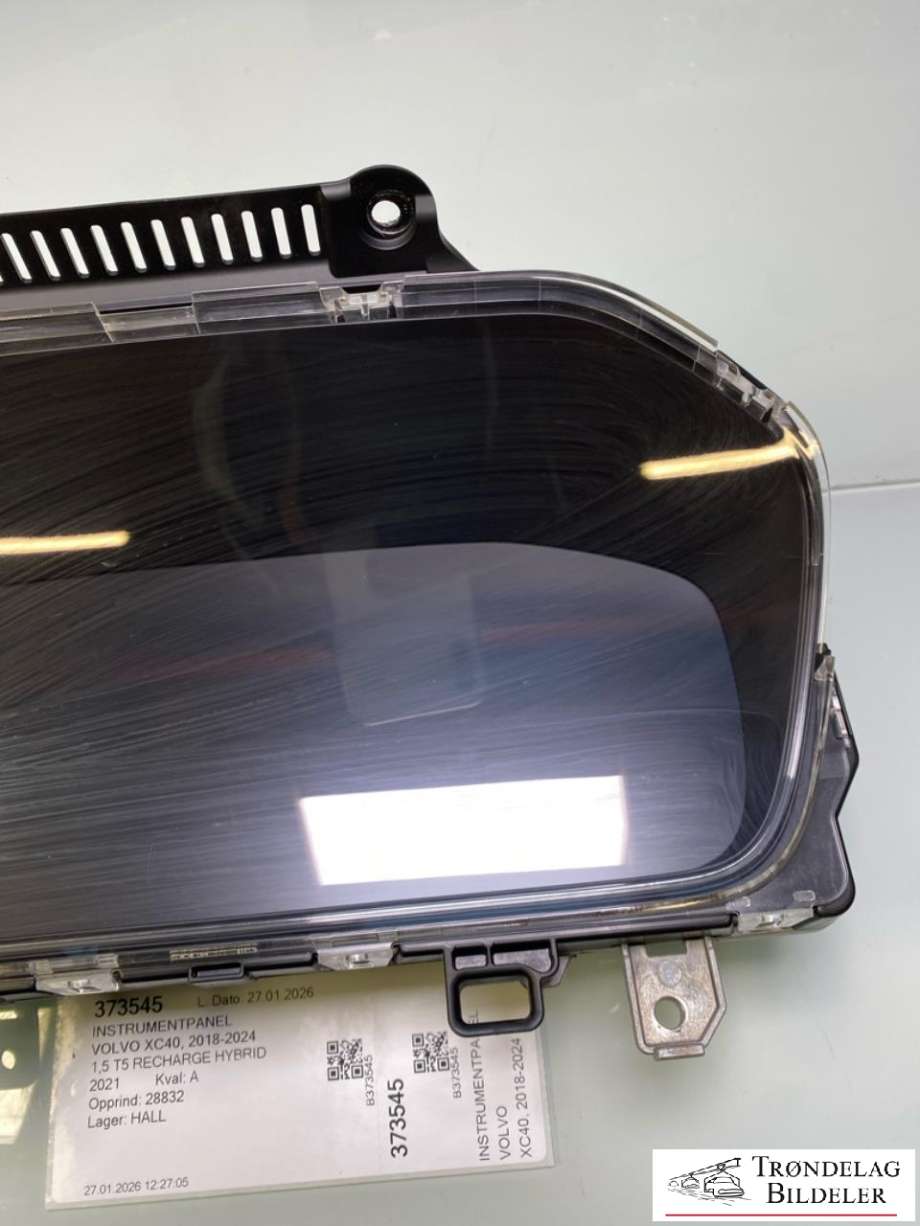Instrumentpanel til Volvo XC40 2018-2024  (32320737|)