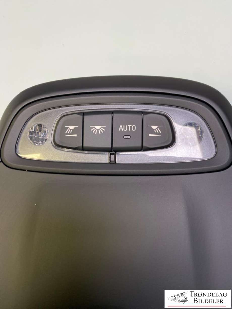 Taklyspanel til Volvo XC40 2018-2024  (31457848|)