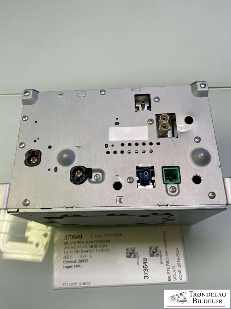 Bilstereo navigasjon til Volvo XC40 2018-2024  (36013020|32326629|8F04)