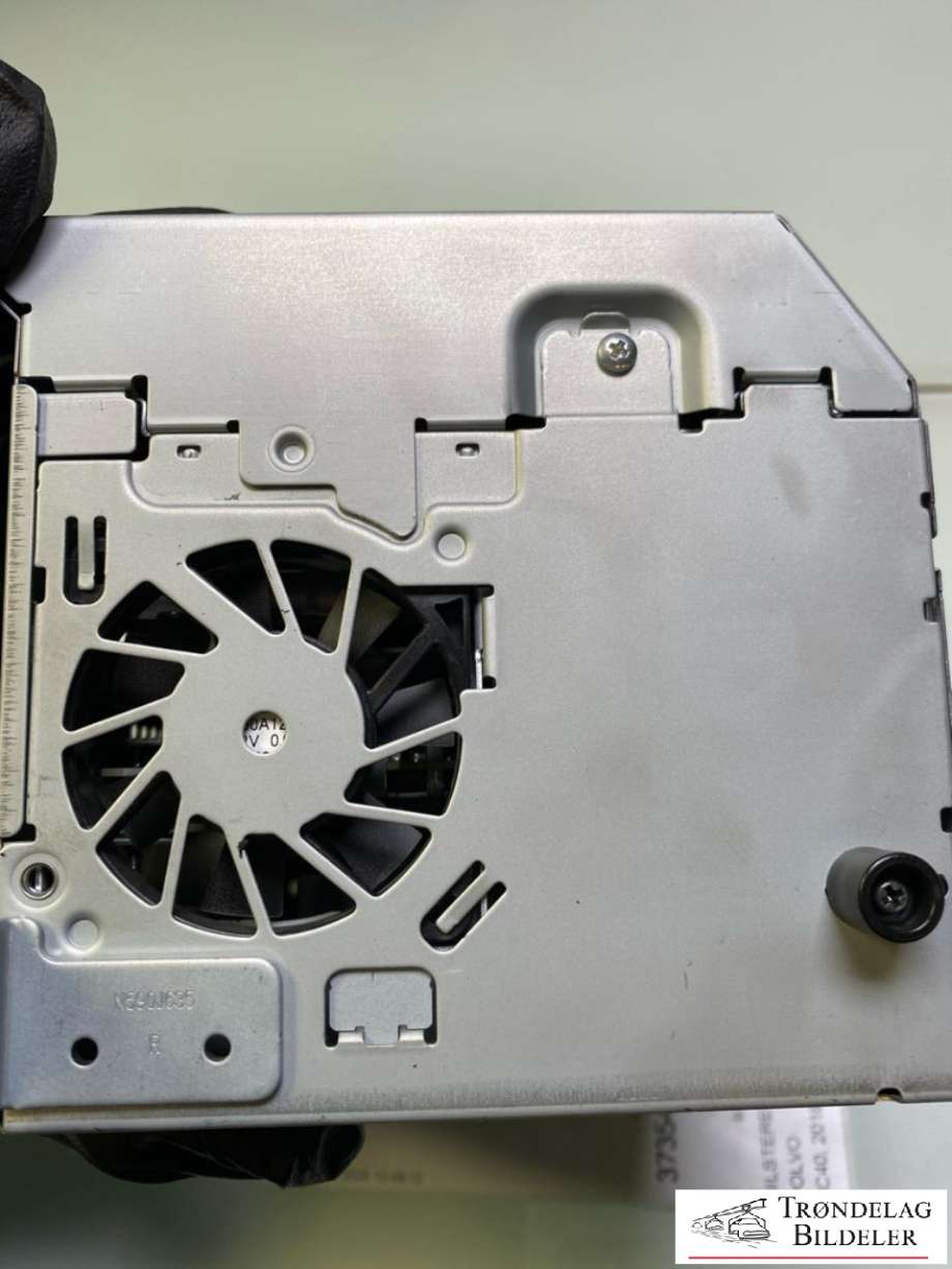 Bilstereo navigasjon til Volvo XC40 2018-2024  (36013020|32326629|8F04)