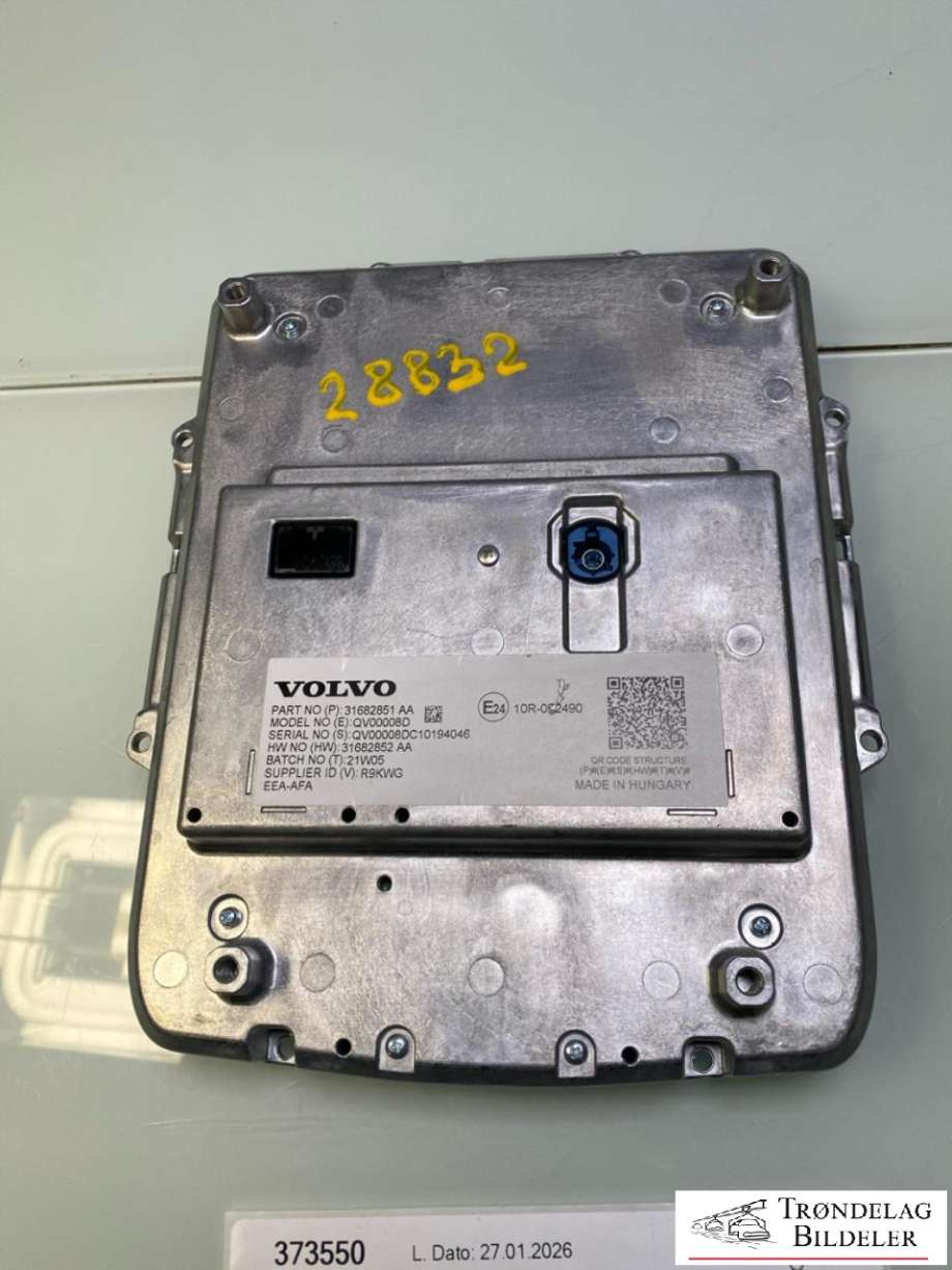 Bilstereo navigasjon skjerm til Volvo XC40 2018-2024  (31682851|)