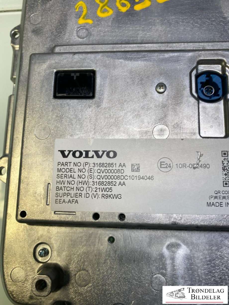 Bilstereo navigasjon skjerm til Volvo XC40 2018-2024  (31682851|)
