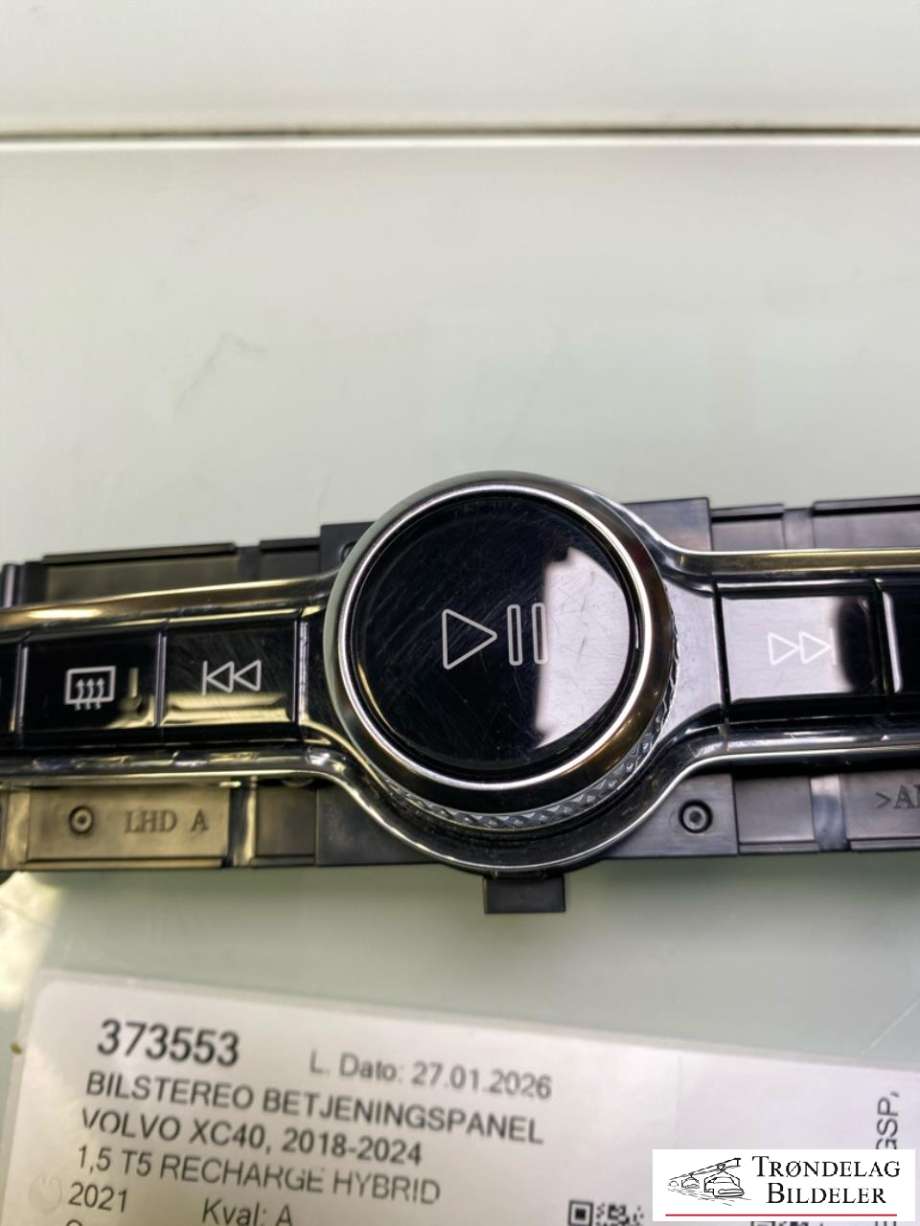 Bilstereo betjeningspanel til Volvo XC40 2018-2024  (31456672|)