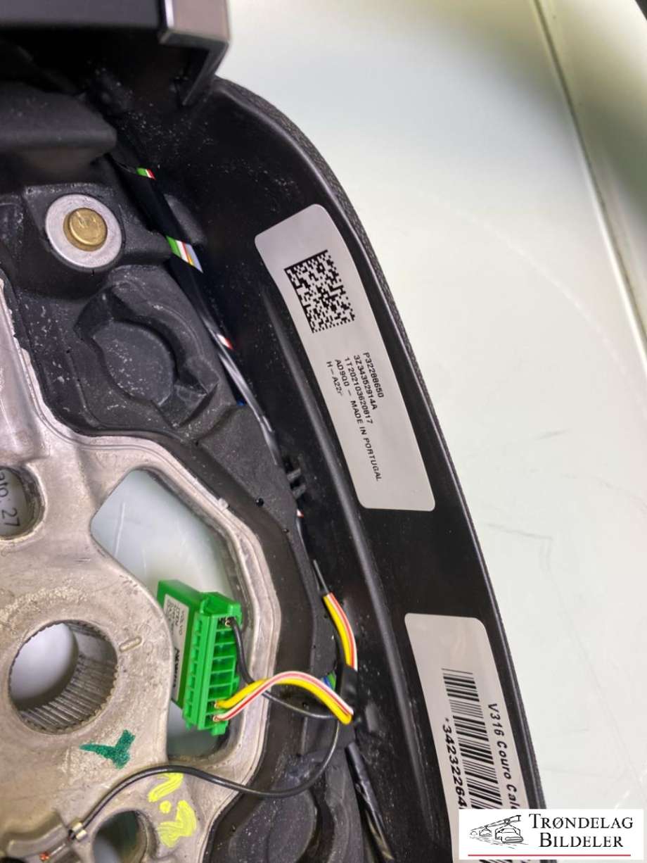 Ratt til Volvo XC40 2018-2024  (32288650|)
