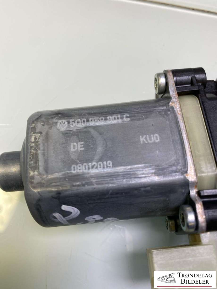 Ruteheis, kun motor, venstre foran til VW e-Golf 2017-2020 (Fase 2)  (5Q0959801C|)