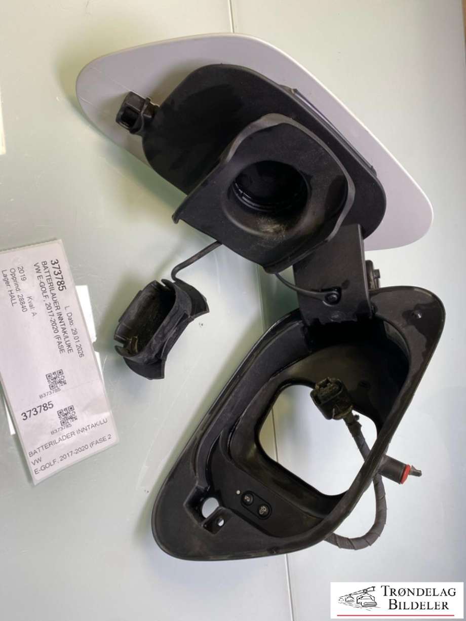 Batterilader inntak/luke til VW e-Golf 2017-2020 (Fase 2) (5GF809857G|)