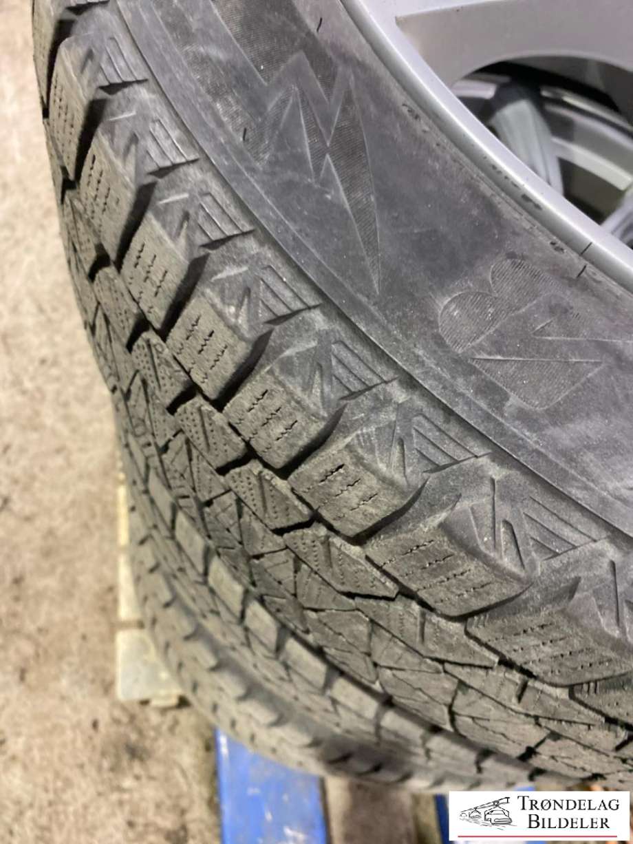 Hjulsett aluminium vinter til VW ID.4 2020-->> (235/55/R19 8JX19 5X112 CB57.1MM|7-8 MM MØNSTERDYBDE|PROD 29-21)