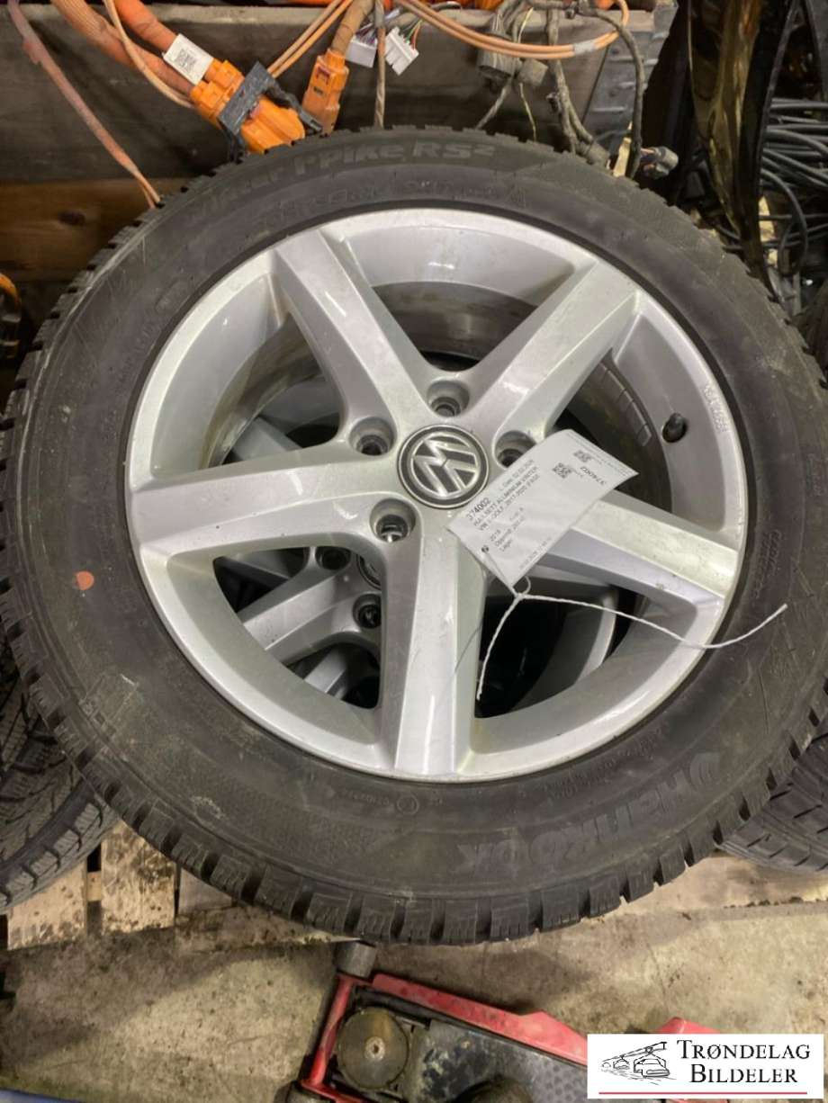 Hjulsett aluminium vinter til VW e-Golf 2017-2020 (Fase 2)  (205/55/R16 6.5JX16 5X112 CB57.1MM|10 MM MØNSTERDYBDE|PROD 21-24)