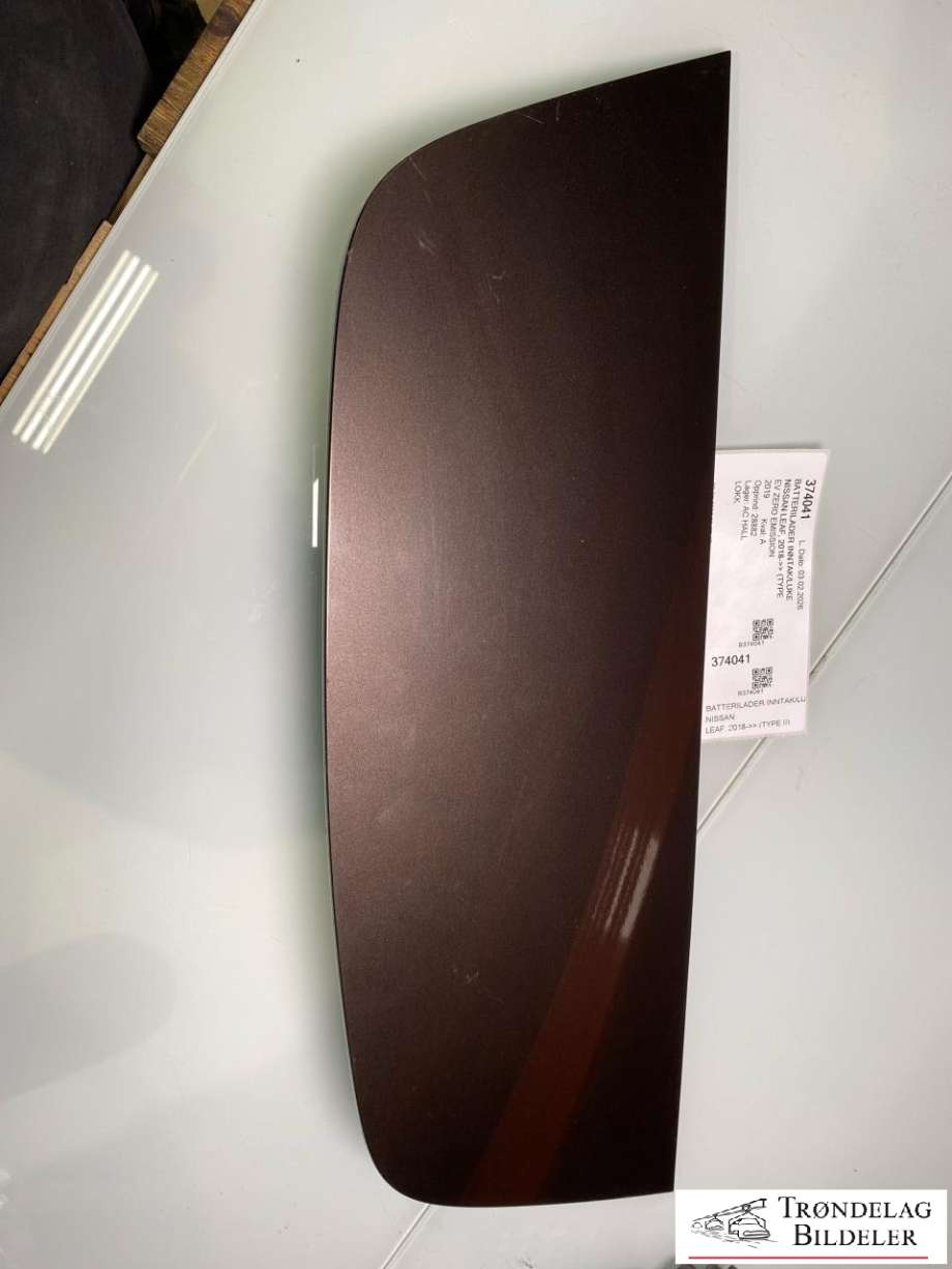 Batterilader inntak/luke til Nissan Leaf, 2018-->> (Type II)  (65701-5SH1A)
