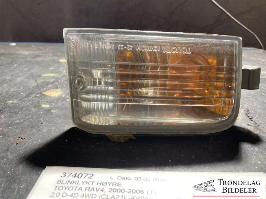Blinklykt høyre til Toyota RAV4 2000-2006 (Type II)  (8121142020|)