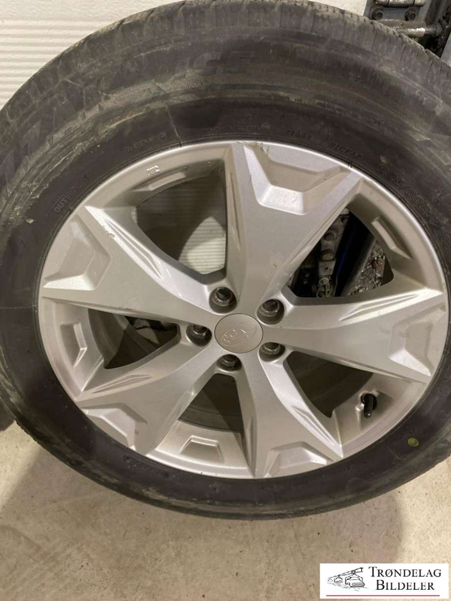 Hjulsett aluminium vinter til Subaru Forester 2013-2019 (Type IV)  (BRIDGESTONE|225/60 R17| 7X17|5X100 /ET48/CB56|1MM|5 MM MØNSTERDYBDE PIGGFRI|PROD ??)