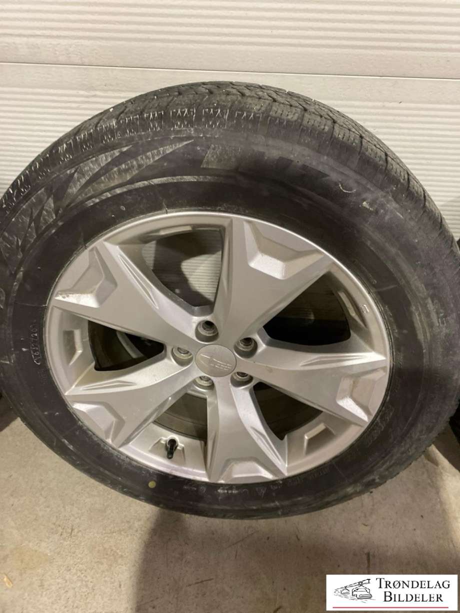 Hjulsett aluminium vinter til Subaru Forester 2013-2019 (Type IV)  (BRIDGESTONE|225/60 R17| 7X17|5X100 /ET48/CB56|1MM|5 MM MØNSTERDYBDE PIGGFRI|PROD ??)