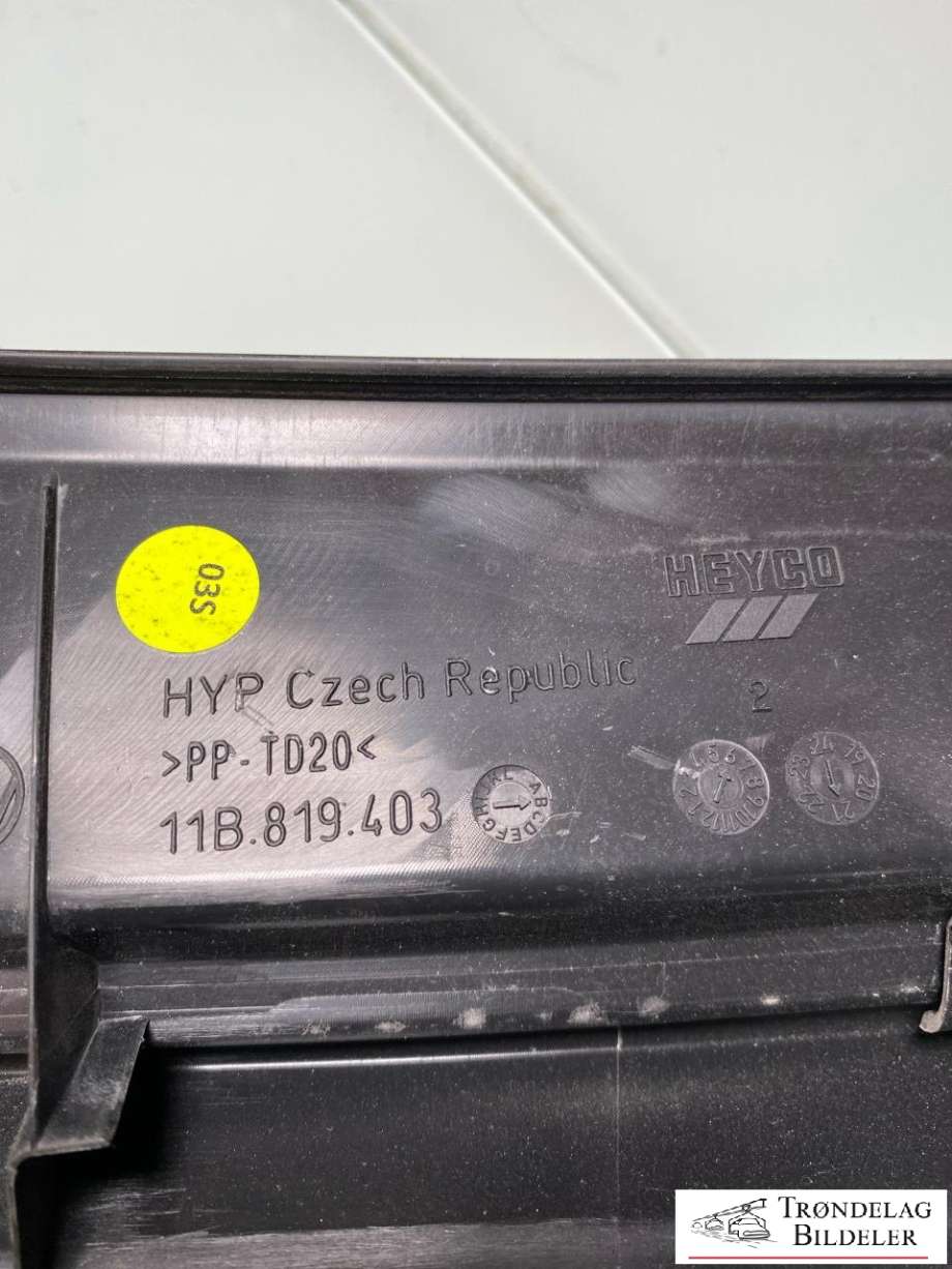 Deksel til VW ID.4 2020-->> (11B 819 403 B|)