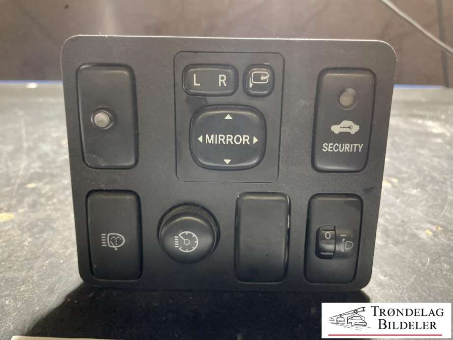 Bryter speil til Toyota Hilux 2012-2016 (848700D030|8487028020|8185071010)