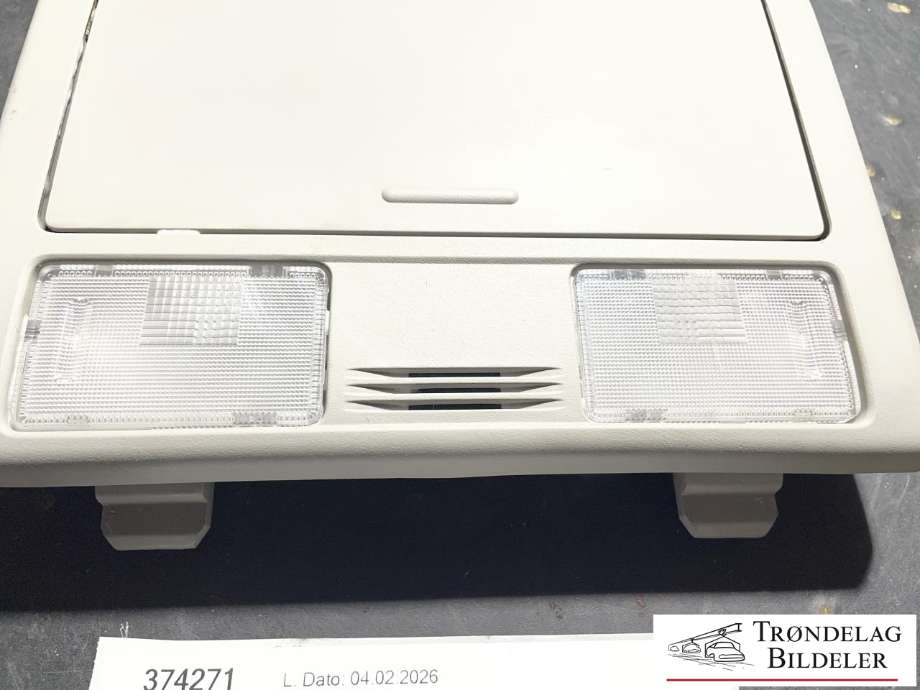Taklyspanel til Toyota Hilux 2012-2016  (812600K090B0|)