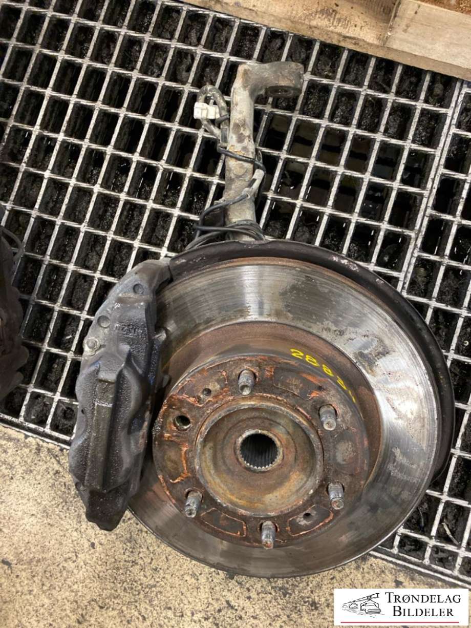 Hjulspindel høyre foran til Toyota Hilux, 2012-2016  (435020K030)