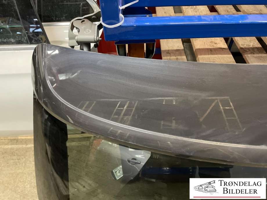 Bakluke stasjonsvogn til Audi A6, Allroad 2015-2019 (Type III, Fase 2) (C7) (C7) (4G9827025B|)