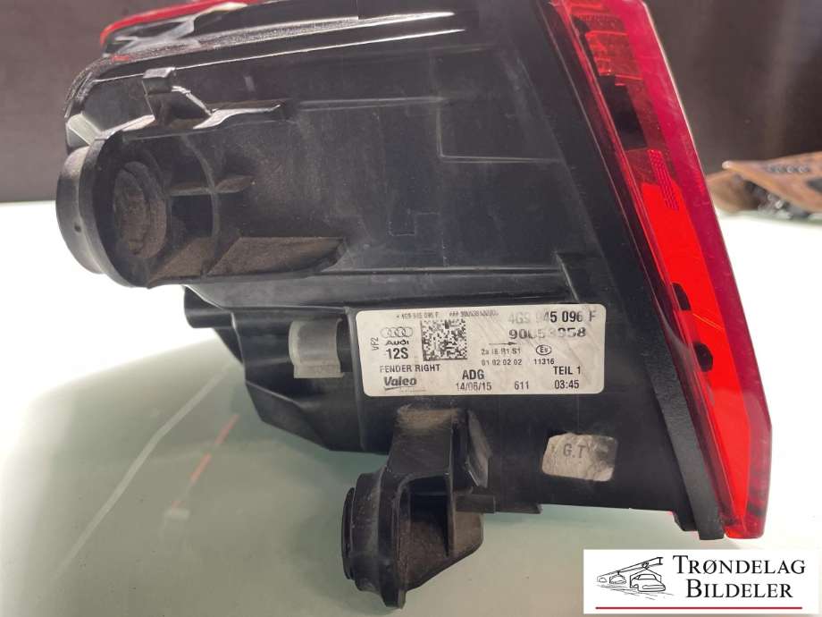 Baklykt høyre ytre til Audi A6, Allroad 2015-2019 (Type III, Fase 2) (C7) (C7) (4G9 945 096 F|)