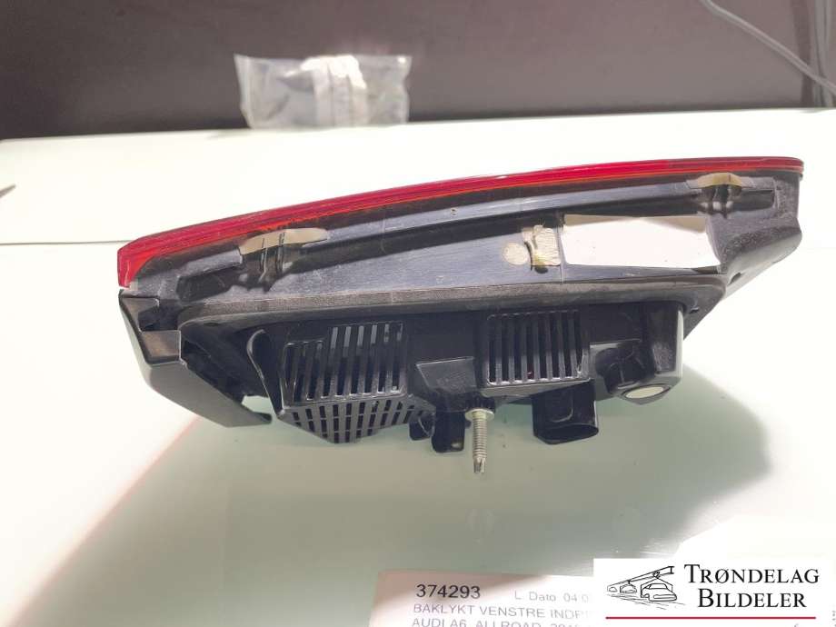 Baklykt venstre indre til Audi A6, Allroad 2015-2019 (Type III, Fase 2) (C7) (C7) (4G9 945 093 F|)