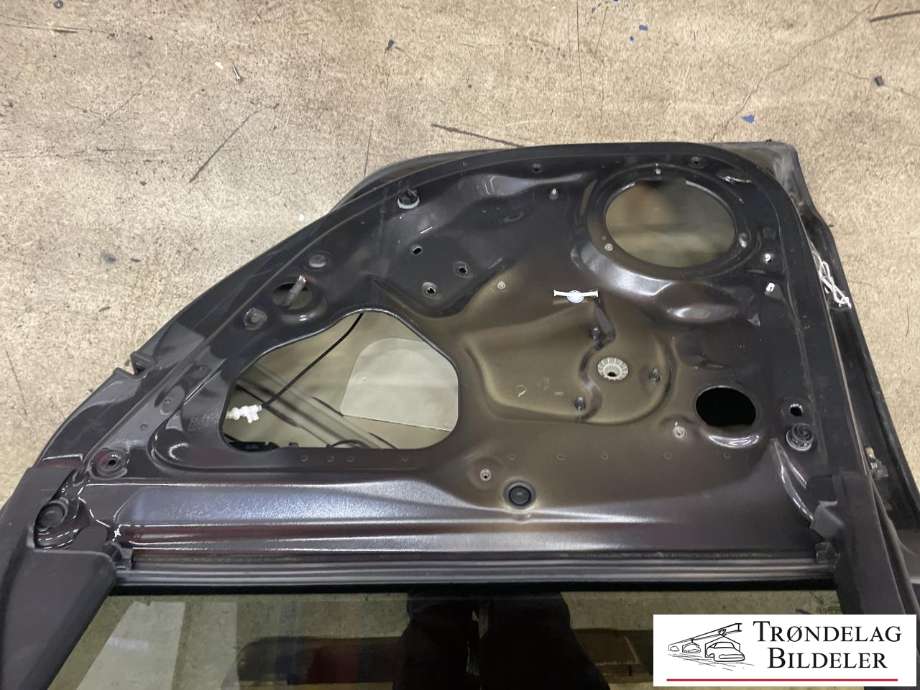 Dør høyre bak til Audi A6, Allroad 2015-2019 (Type III, Fase 2) (C7) (C7) (4G9833052|)