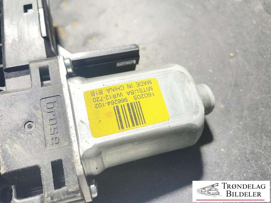 Ruteheis, kun motor, venstre bak til Volvo V60/V60 CC 2013-2018 (Type I, Fase 2)  (31253064|)
