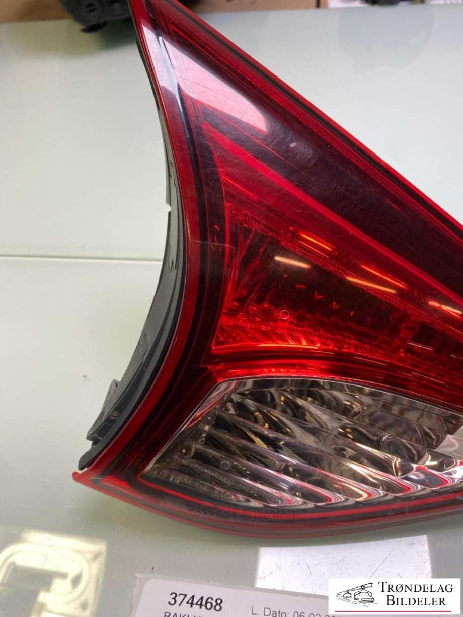 Baklykt venstre indre til Mazda CX-5 2012-2017 (Type I)  (KD53513G0C|)