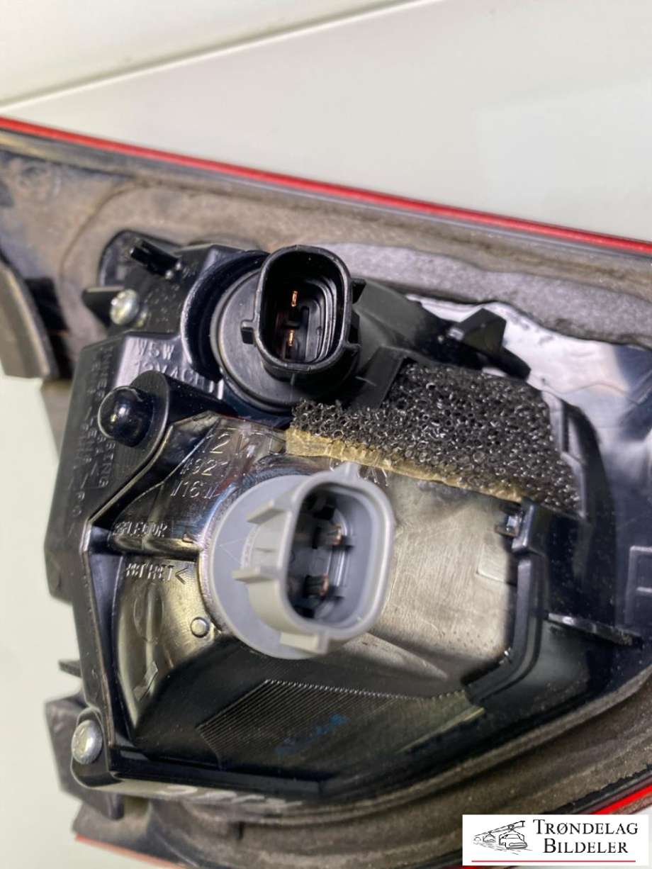 Baklykt høyre indre til Mazda CX-5 2012-2017 (Type I)  (KD53513F0C|)