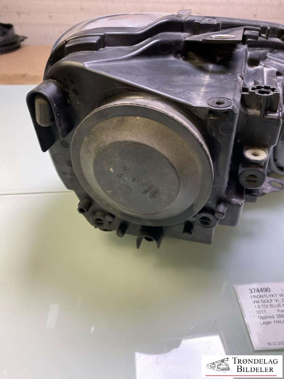 Frontlykt venstre xenon til VW Golf VI 2008-2012  (5K1 941 753 E|)