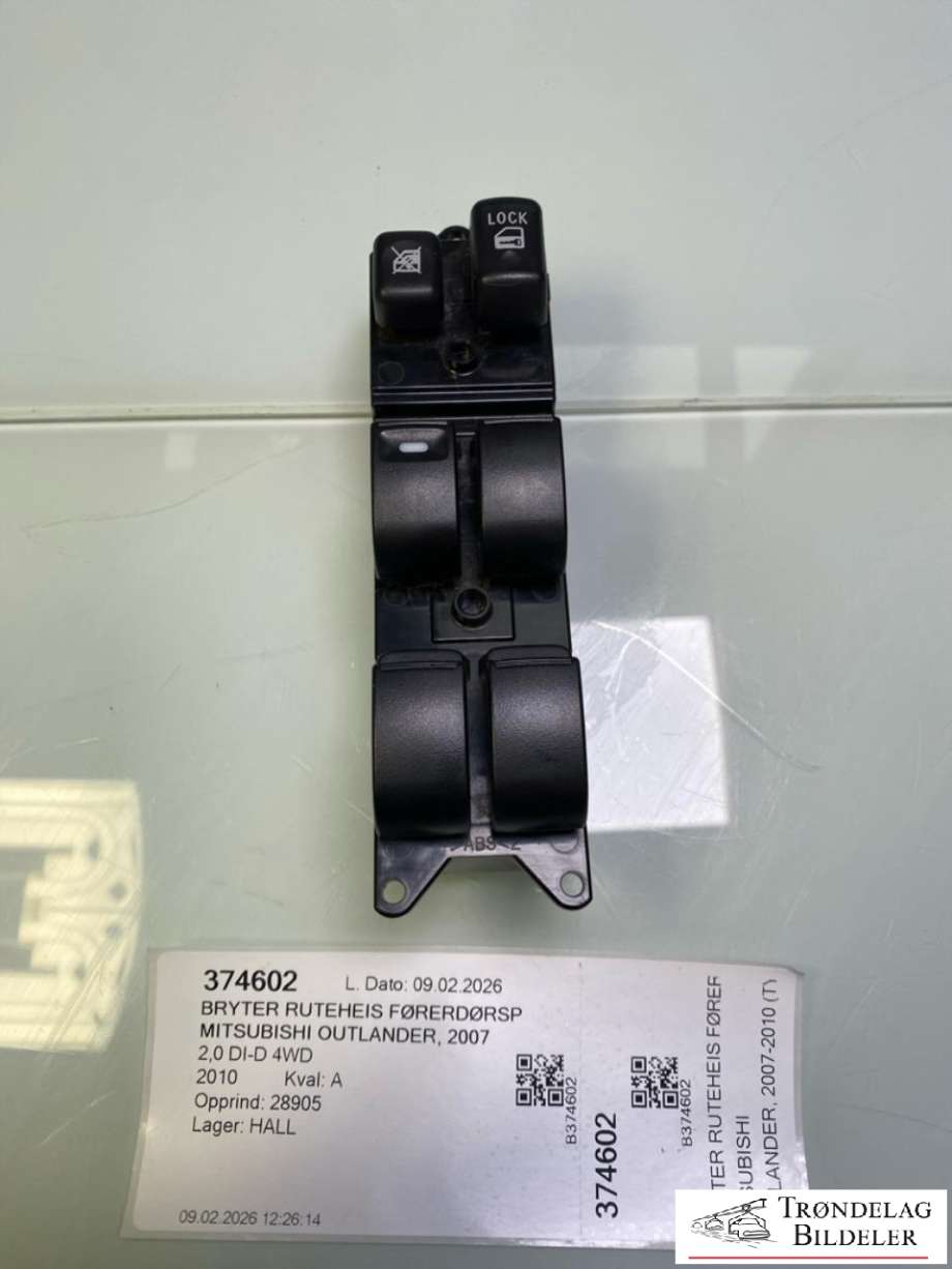 Bryter ruteheis førerdørspanel til Mitsubishi Outlander, 2007-2010 (Type II, Fase 1)  (8608A185)