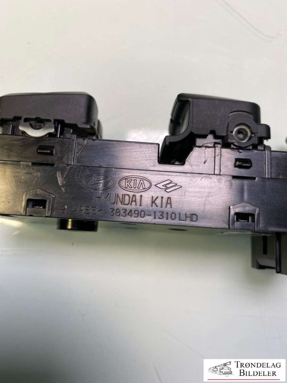 Bryter ruteheis førerdørspanel til Hyundai Ix35 2010-2015  (935702Y0109P|)
