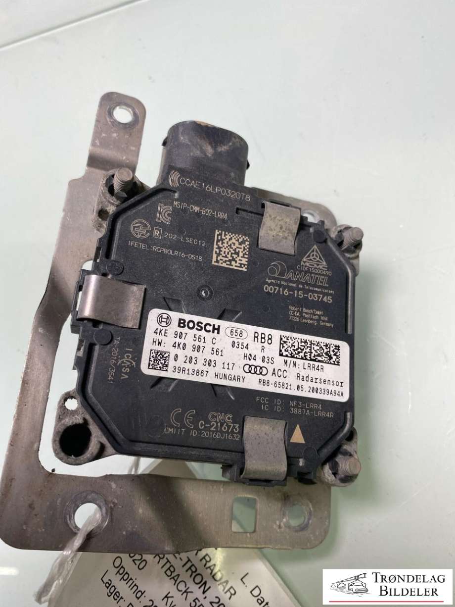 Sensor radar til Audi e-tron, 2018-->>  (4KE907561C)