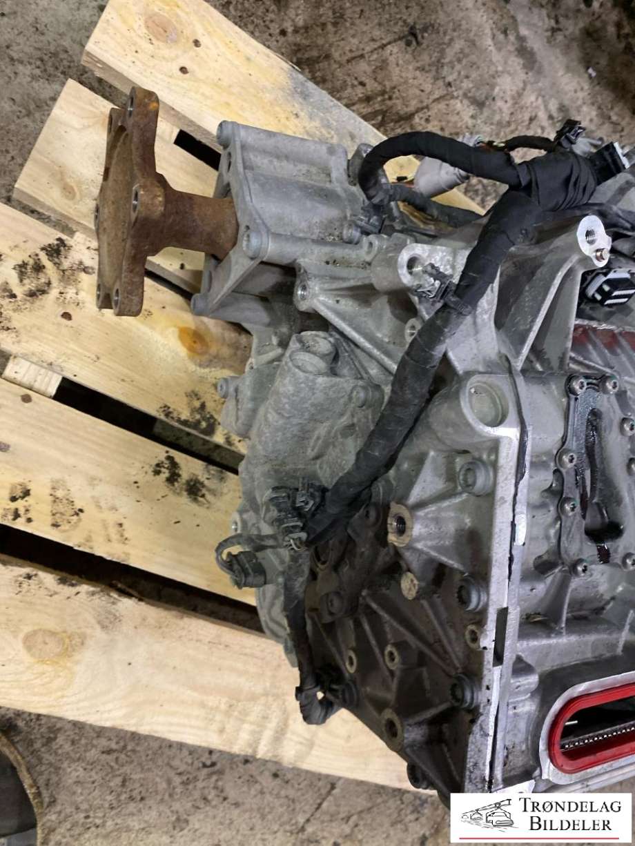Motor elbil foran til Audi e-tron 2018-->> (0MA 300 040 F|0EF 901 091 AF|0EF 901 126 BX)