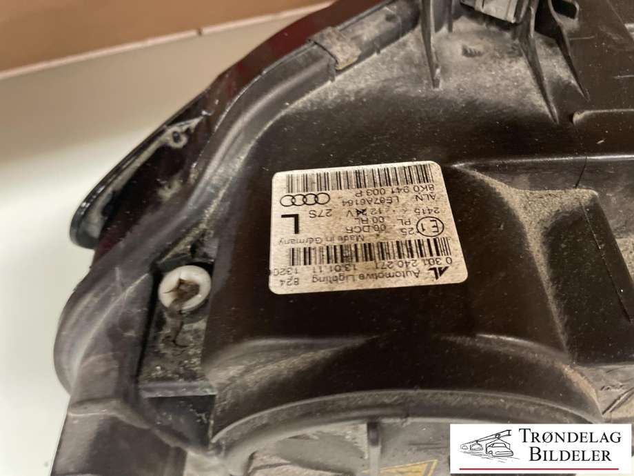 Frontlykt venstre xenon til Audi A4 2007-2014 (Type IV) (B8) (B8) (8K0941003C|8K0941029AJ|8K0907472A|8K0941597E|301240271)