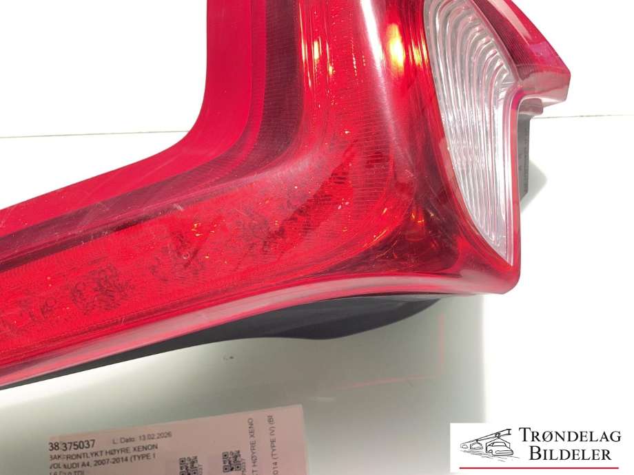 Frontlykt høyre xenon til Audi A4 2007-2014 (Type IV) (B8) (B8) (8K0941030AJ|8K0907472A|8K0941597E|307023426|8K0941004C)