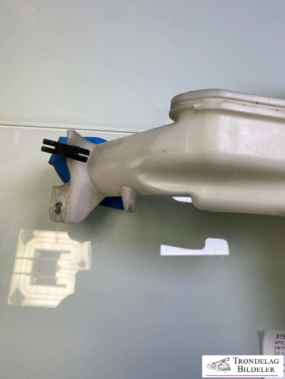 Spylertank foran til VW Passat 2011-2015 (B7) (B7) (3AA 955 453 G|)