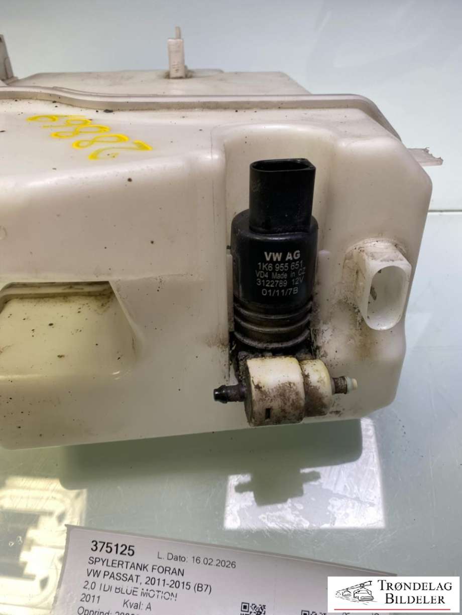 Spylertank foran til VW Passat 2011-2015 (B7) (B7) (3AA 955 453 G|)